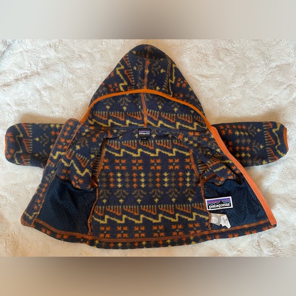 Patagonia Baby Synchilla Hooded Fleece Jacket | 3-6m - Picture 3 of 5